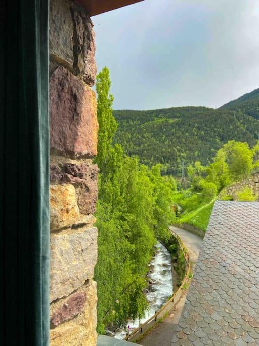 Unico Piso Colorido Y Divertido En Ransol - Increibles Vistas Al Rio Y Naturaleza - Ideal Familias L By Bonesvacances Andorra la Vella Exterior photo